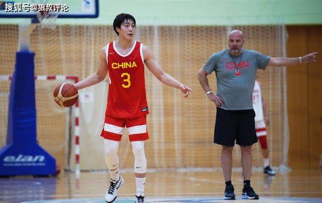 由传奇影业、华纳兄弟影片公司联合打造的;怪兽宇宙系列电影第三部力作《哥斯拉2：怪兽之王》（暂译）日前重磅发布全新超长预告及哥斯拉角色海报